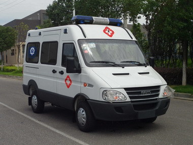NJK5040XJH5 移動(dòng)手術(shù)車(chē) 移動(dòng)醫(yī)療的革新解決方案