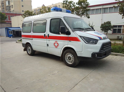 江鈴特順救護(hù)車(chē) 移動(dòng)手術(shù)車(chē)的創(chuàng)新應(yīng)用與優(yōu)勢(shì)分析